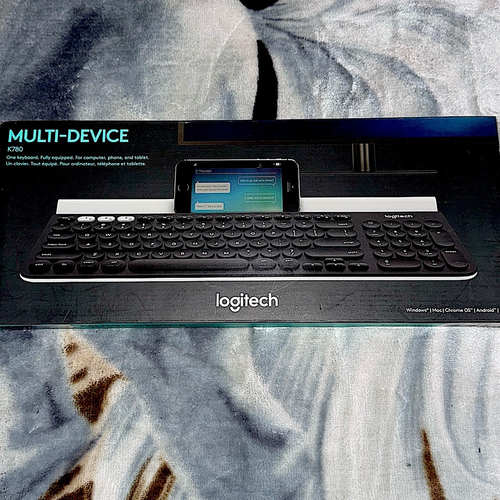 Logitech Multi Device K780 Keyboard